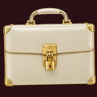 Locked leather briefcase — Amon